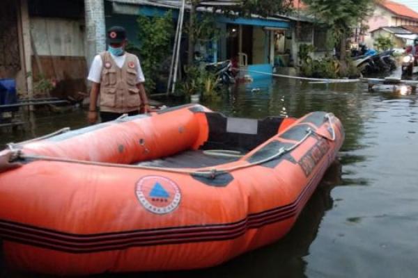 Banjir Rob Rendam 187 Rumah Warga di Kota Tegal