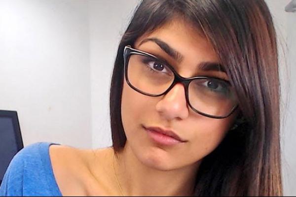 Pensiun, Penggemar Teken Petisi Hapus Video Panas Mia Khalifa di Internet