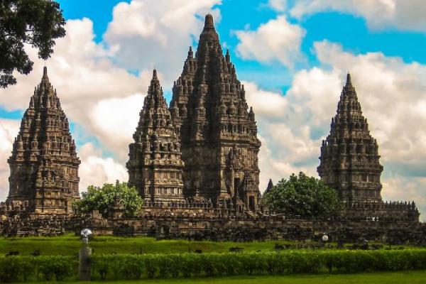 Ingin Berkunjung ke Candi Prambanan dan Ratu Boko Dalam Waktu Dekat? Perhatikan Protokol Ini