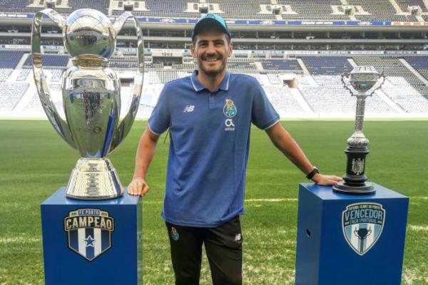 Di Usia 39 Tahun, Iker Casillas Umumkan Pensiun dari Sepakbola