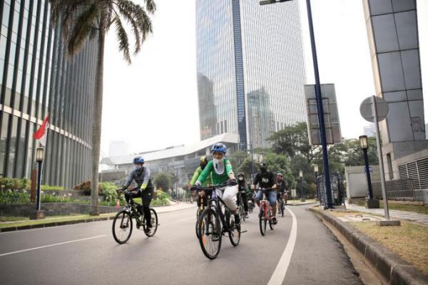 Budayakan Hidup Sehat, Kemendes-Kemnaker Gelar Gowes Bareng