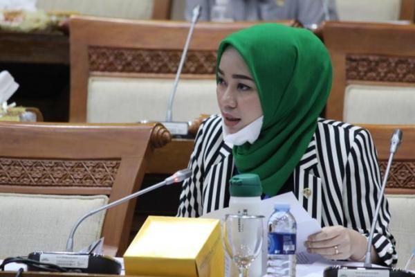 Ratna Juwita Minta Pemerintah Prioritaskan Vaksin Buatan Indonesia