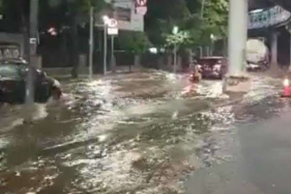 Jakarta Hujan, Puluhan RT dan Ruas Jalan Terendam Banjir