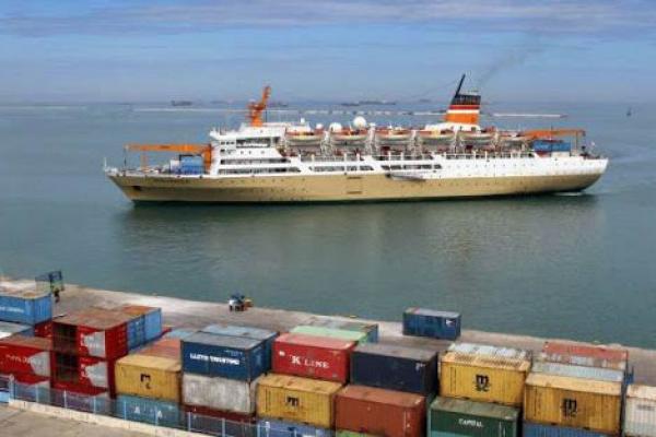 Kapal Ekspor Gandum Ukraina Berhasil Berlayar di Laut Hitam
