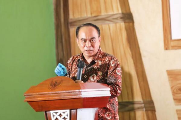 Momen Hari Batik, Kemendesa PDTT Ajak Masyarakat Gunakan Batik