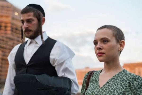 Mengenal Lebih Dekat Komunitas Yahudi di Drama Terbaru Netflix “Unorthodox”