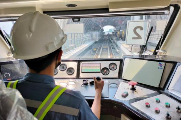 Progres Pembangunan LRT Jabodetabek Dekati 80 Persen