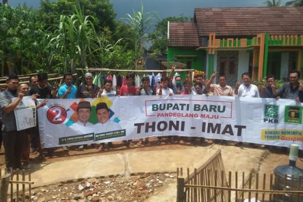 Antusias Warga Pandeglang Tak Terbendung Ingin Menangkan Thoni-Imat