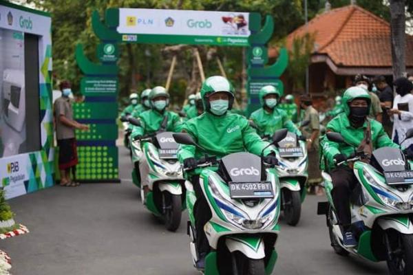 GRAB Luncurkan 30 Motor Listrik di Bali