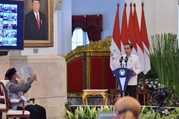 Di Tengah Pandemi, Jokowi Tetap Lanjutkan Program Sertifikat Tanah