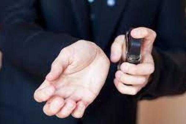 Hukum Menggunakan Parfum Ketika Puasa