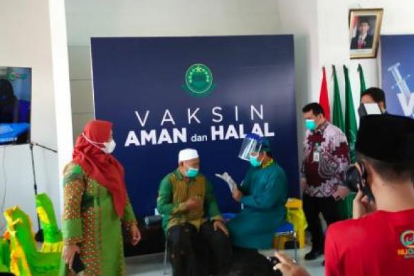 Sukses Perjuangkan 1700 Vaksin, Kiai Ucapkan Terimakasih ke Nduk Nik