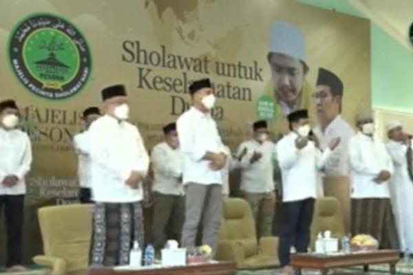 Awali Doa dan Sholawat untuk Palestina, Youtuber Gus Aldi Lantunkan Barzanji