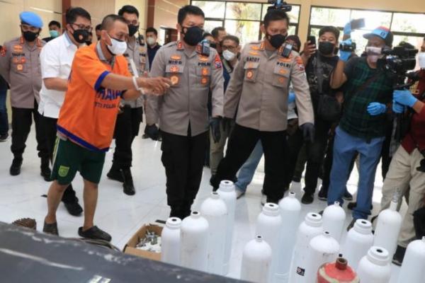 Pengusaha Surabaya Palsukan Tabung Oksigen Medis dari APAR, Kondisi Pasien Memburuk