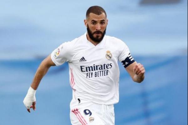 Karim Benzema Tinggalkan Real Madrid, Carlo Ancelotti Terkejut