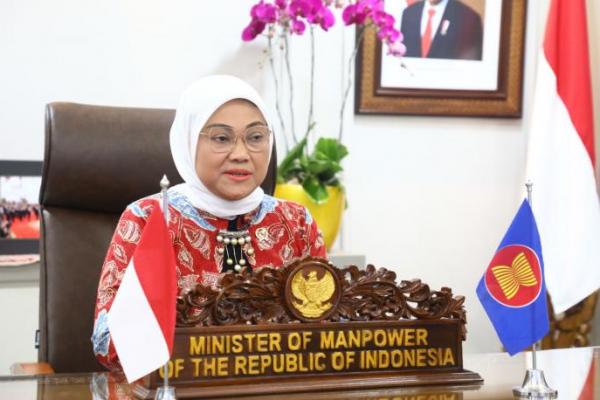 Perkuat Program Desmigratif, Menteri Ida Siapkan Modul Comunity Parenting