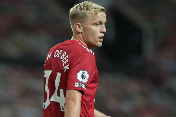 Manchester United Pertimbangkan Lepas Van De Beek, Dua Klub Siaga