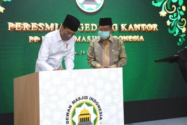 Resmikan Gedung Kantor Pusat DMI, Presiden Jokowi: Membangun Persatuan Umat