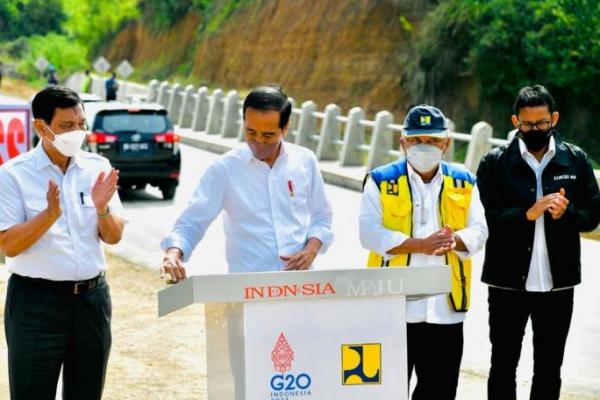 Kunker ke Sumatera Utara, Presiden Jokowi Resmikan Jalan Bypass Balige