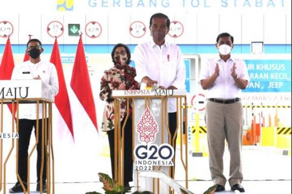 Presiden Jokowi Resmikan Jalan Tol Binjai-Stabat, Dukung Konektivitas Sumut-Aceh