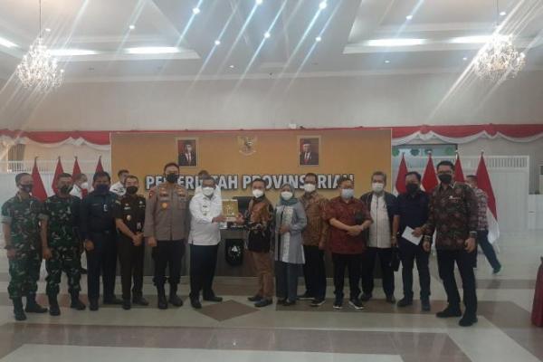 Sosialisasi Prolegnas 2022, Abdul Wahid Pimpin Kunker Baleg DPR RI ke Riau