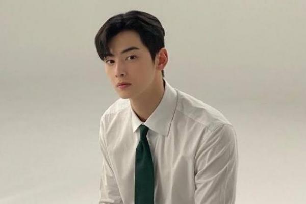 MS Glow Tunjuk Cha Eun Woo Jadi Brand Ambassador