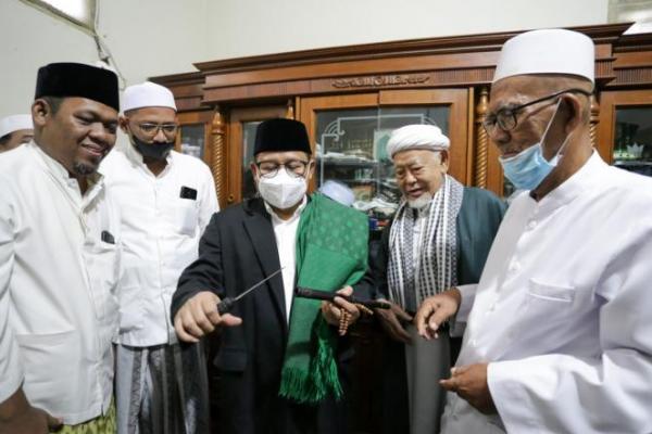 Gus Muhaimin Dapat Dukungan Kiai dan Habaib Cirebon Jadi Presiden 2024