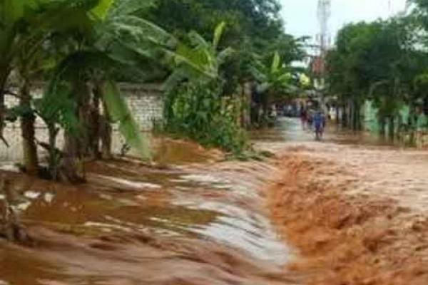 Banjir Bandang Landa Enam Desa di Tuban