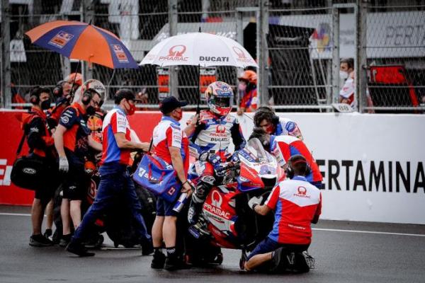 Cerita Sandiaga Uno Saat Hujan Guyur Mandalika Hingga MotoGP Sempat Tertunda