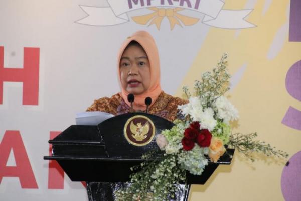 Siti Fauziah: PNS Harus Mampu Menjadi Perekat dan Pemersatu Bangsa