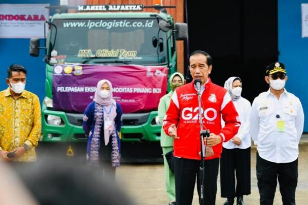 Lepas Ekspor Pinang Biji di Muaro Jambi, Presiden Jokowi: Tingkatkan Ekonomi Petani