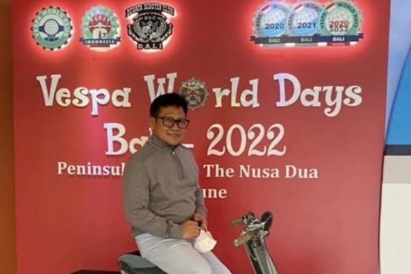 Ke Bali, Gus Muhaimin Kumpul Ribuan Pecinta Vespa Dunia