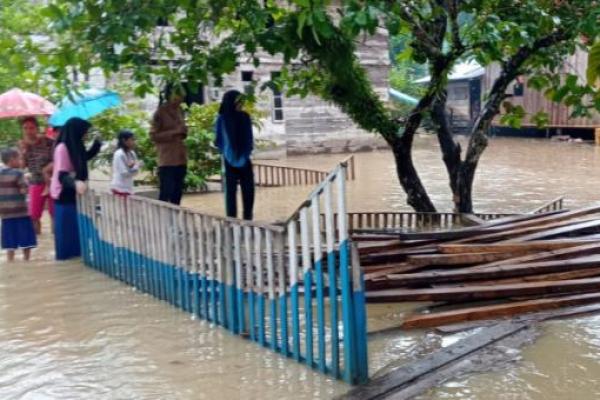 Tiga Kecamatan di Kabupaten Buton Utara Terendam Banjir