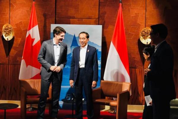 Di Sela-sela KTT G7, Presiden Jokowi Lakukan Pertemuan dengan PM Inggris dan Kanada
