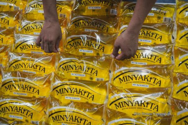 Pemerintah Resmi Luncurkan MINYAKITA Seharga Rp14.000 Per Liter