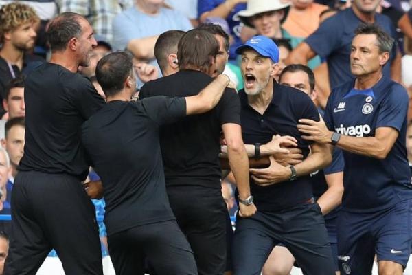 Laga Chelsea vs Tottenham Berlangsung Panas, Begini Reaksi Conte dan Tuchel