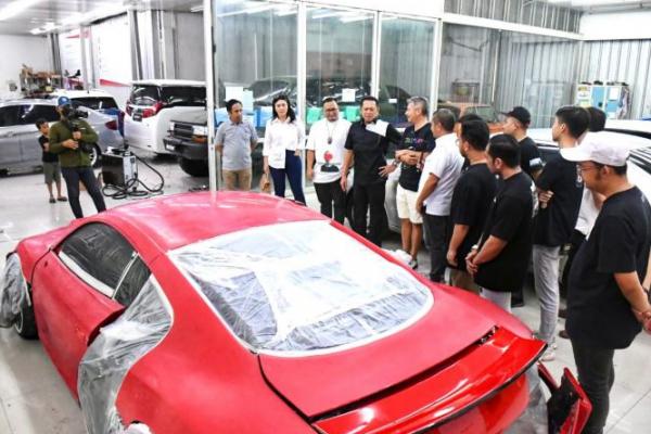 Ke Tangsel, Bamsoet Tinjau Mobil Modifikasi Blackstone Live Modz 2022