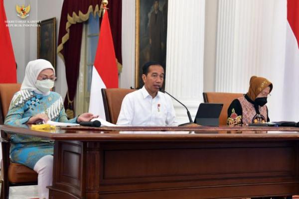 Presiden Jokowi Minta Pembagian BLT BBM Serta BSU Mudah, Cepat, dan Tepat