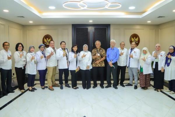Menteri Ida Fauziyah Apresiasi Rencana Pendirian LSP Medika Kolegium Dokter Indonesia