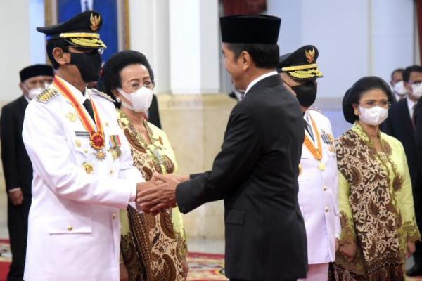 Lantik Gubernur DI Yogyakarta, Presiden Jokowi Pesan Jaga Stabilitas Harga Pangan