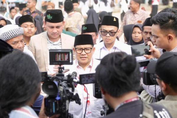 Kukuhkan Ribuan Laskar Santri, Gus Muhaimin: Kita Siapkan Jadi Pemimpin