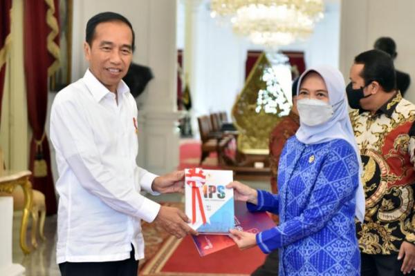 Presiden Jokowi Terima IHPS dan Laporan Hasil Pemeriksaan dari BPK