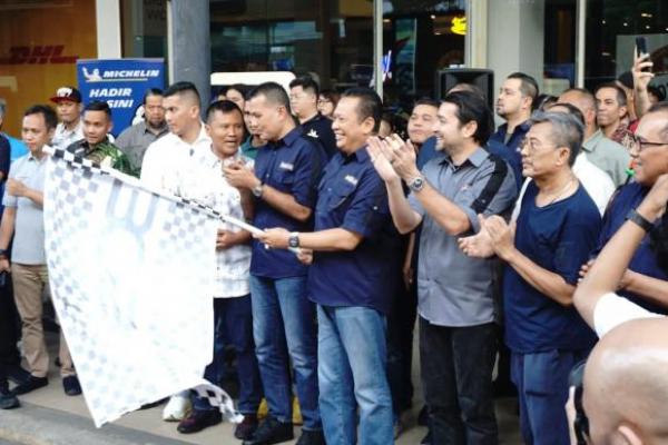 Hadiri HUT Motovillage, Bamsoet Dorong Pertumbuhan Industri Otomotif