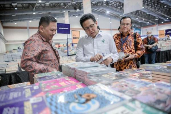 Gus Halim Buka Pameran Buku Internasional IIBF di JCC