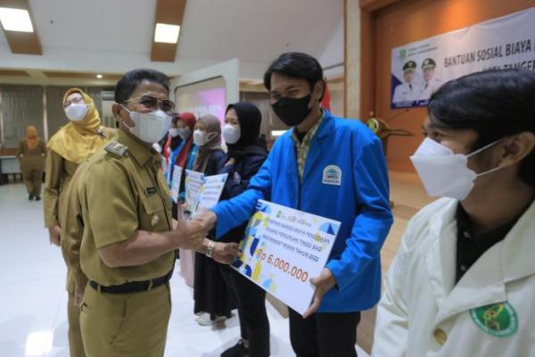 Ringankan Beban Biaya Pendidikan, Pemkot Tangerang Berikan Beasiswa ke Mahasiswa