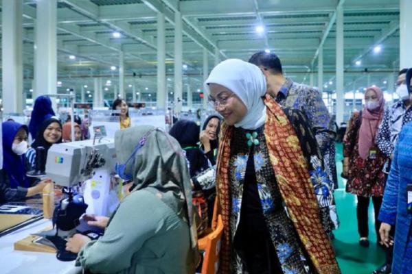 Menteri Ida Fauziyah Harap Pekerja Terhindar Tuberkolosis di Tempat Kerja