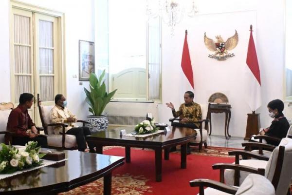 Presiden Jokowi Terima Kunjungan Menlu Malaysia Dato’ Seri Diraja Zambry Abdul Kadir