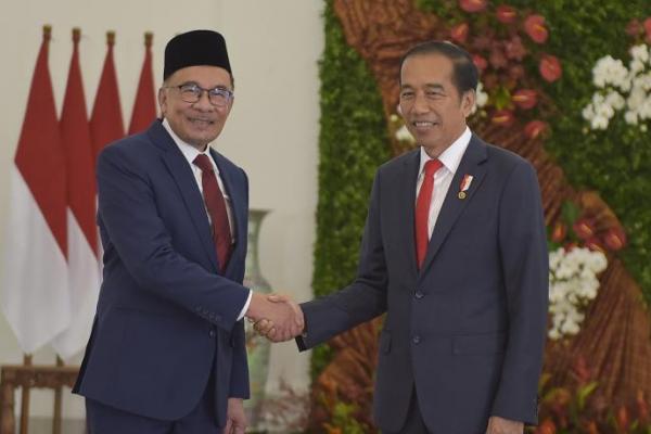 Presiden Jokowi Terima Kunjungan PM Malaysia Anwar Ibrahim di Istana Bogor