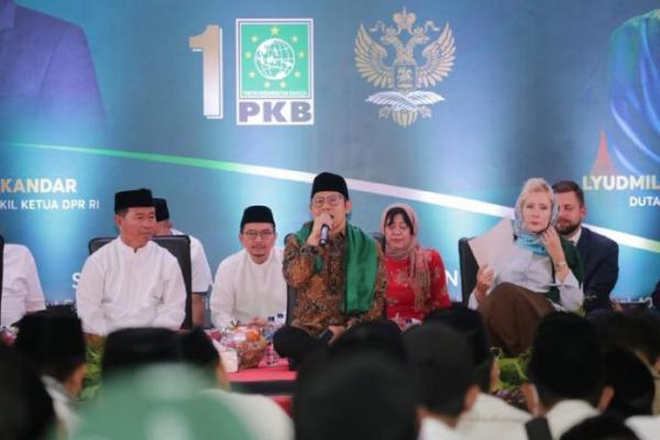 Demi Perdamaian, Gus Muhaimin Dorong Rusia Impor Budaya Pesantren