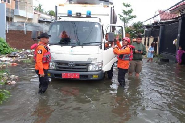 Usai Hujan Deras, Tujuh Kecamatan Di Kota Makassar Dilanda Banjir
